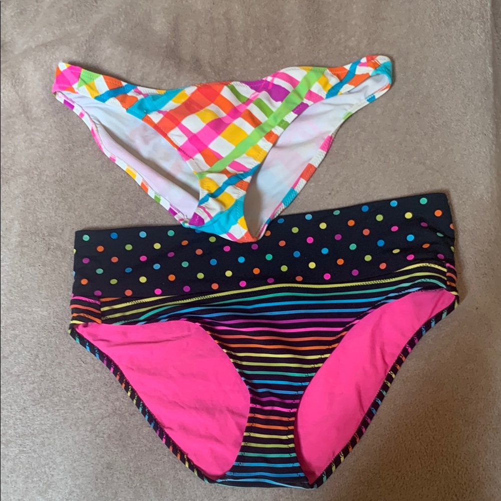 Juniors from Aeropostale 2 pair of bikini bottoms washed tags off never worn lg